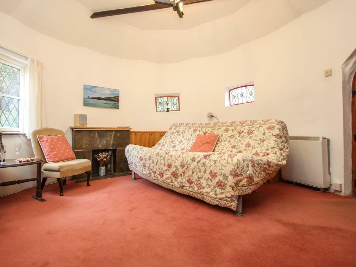 Millstream Holiday home Tintagel